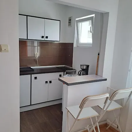 Apartment Alba Iulia 6 *