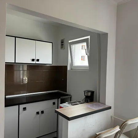 Alba Iulia 6 * Bucharest